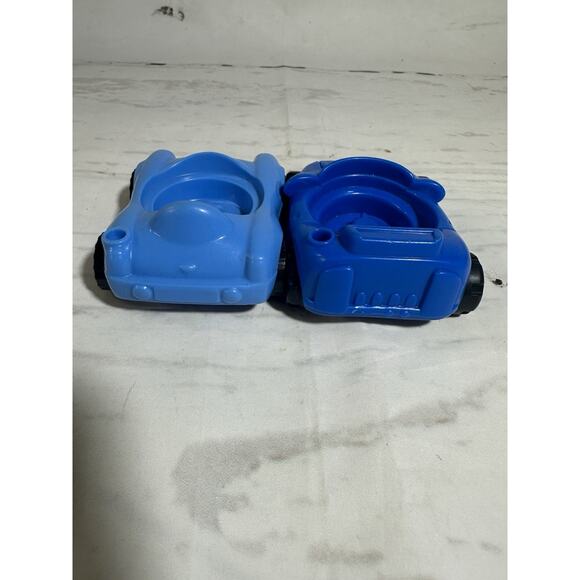 Fisher Price Little People BLUE CAR VEHICLE RAMPS GARAGE HOUSE 2001 Lot Of 2 - Picture 4 of 7